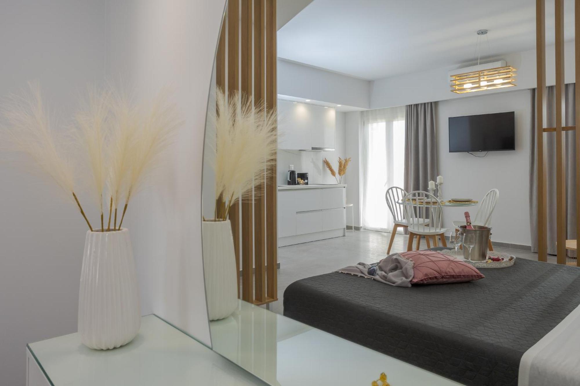 Myra Mare Suites By Estia Amoudara Lasithiou Exteriér fotografie